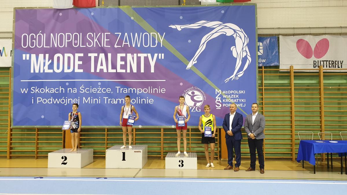 Dobre występy uplasowały MKS Żak na wysokiej pozycji