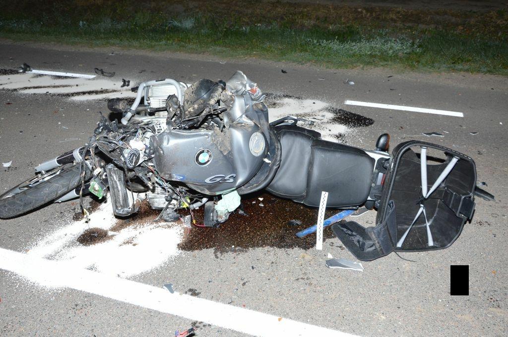 Zginął na miejscu. Motocyklem uderzył w ciągnik