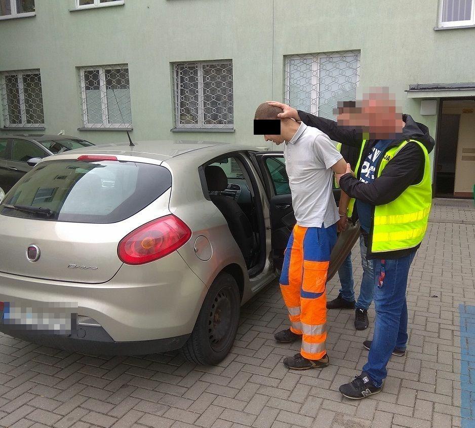 "Ganiał" z siekierą za sąsiadką