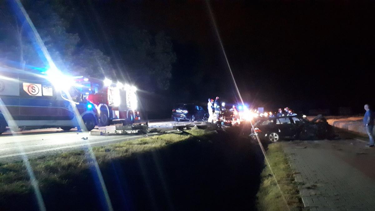 Trzy samochody zablokowały drogę. Sprawca wypadku był nietrzeźwy
