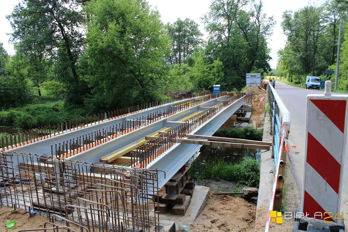 Ważna droga powiatowa z nowym 14 kilometrowym asfaltem