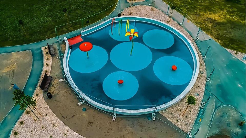Park na os. Jagiellońskim na ostatniej prostej