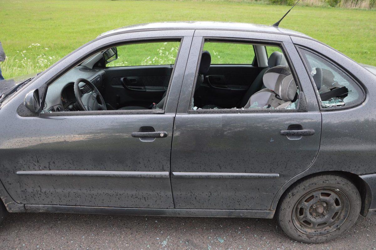 W ciągu jednego dnia dwa razy zniszczył auto byłej partnerki