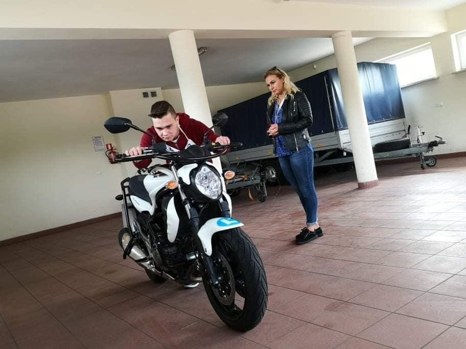 Uczniowie znają się na motoryzacji. Sukces młodzieży z Leśnej