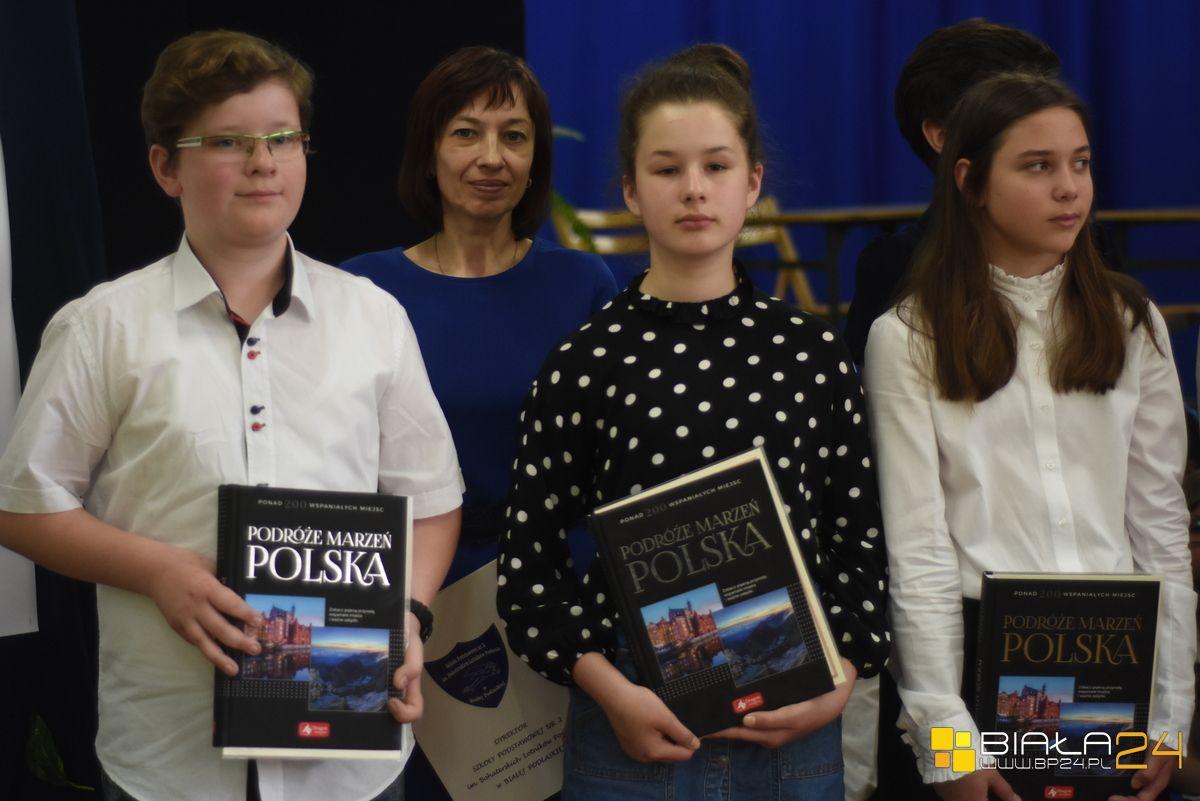 Młodzi poloniści odebrali zasłużone wyróżnienia