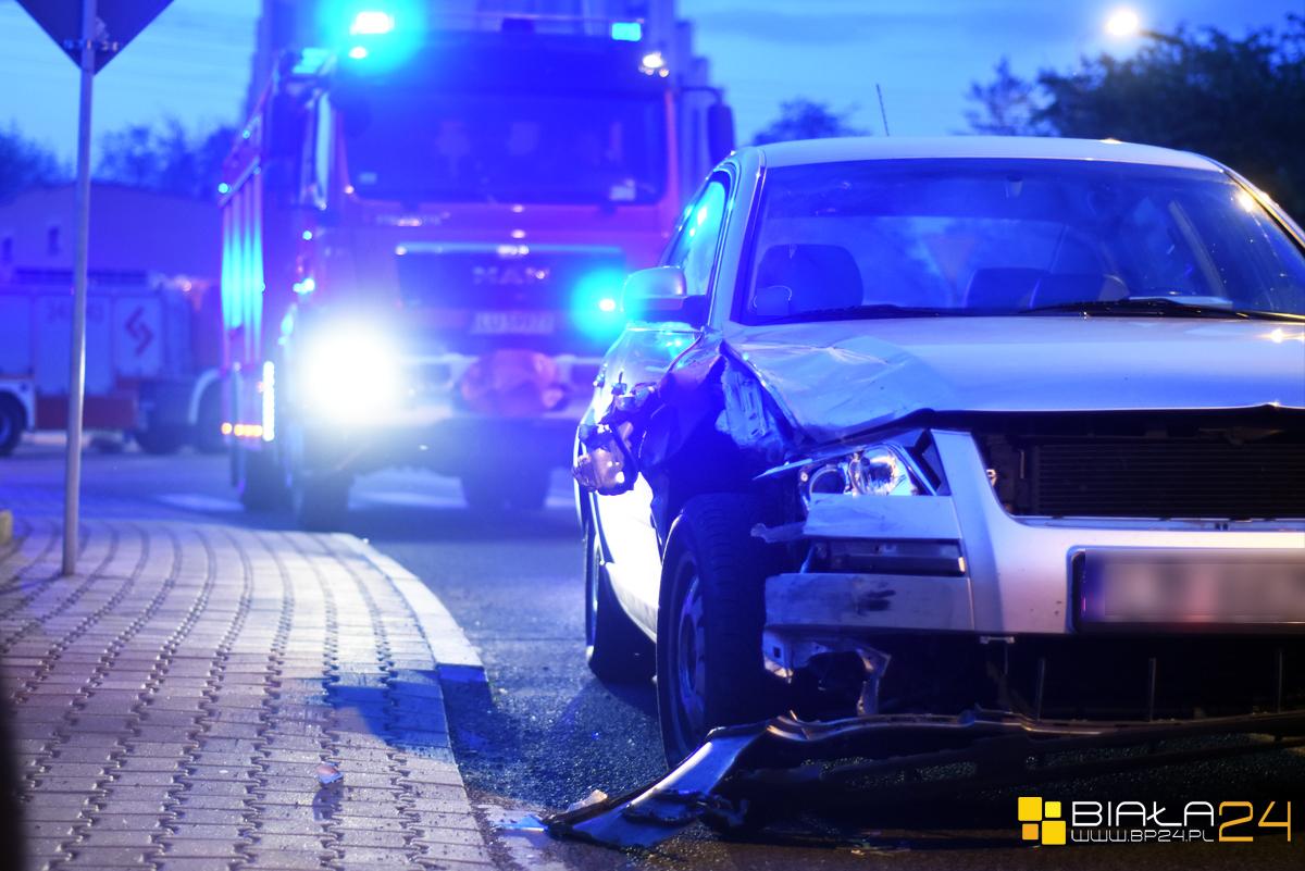 Wjechała pod prąd. Uderzyła w inne auto