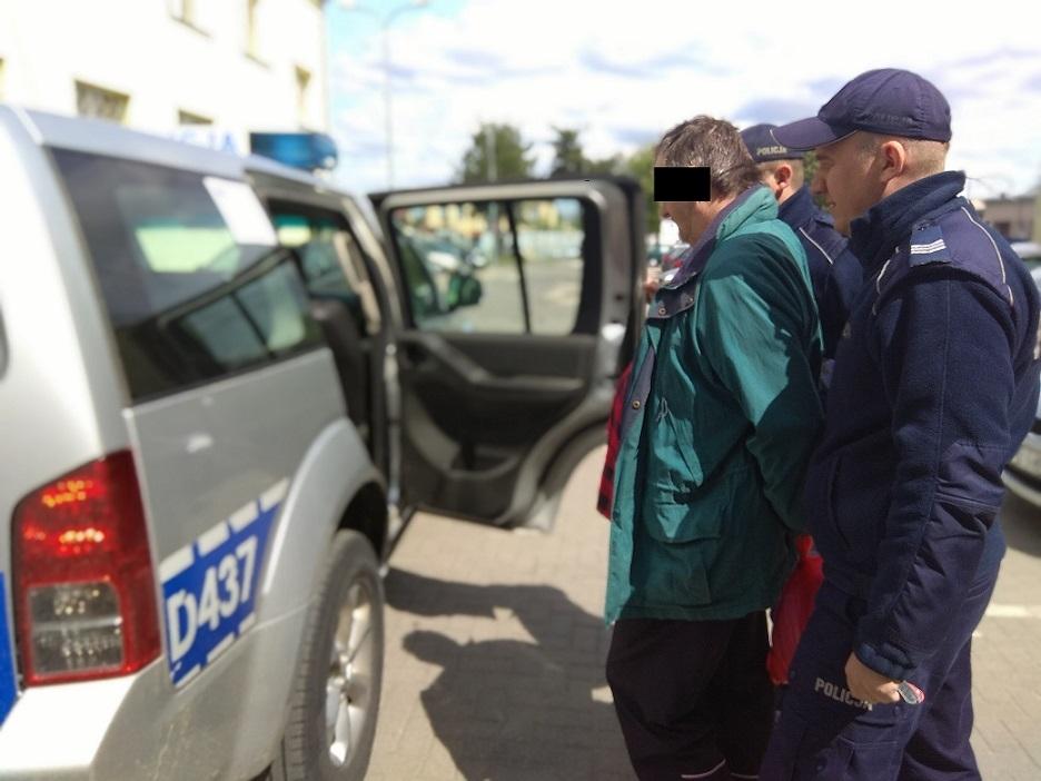 Spacer zakończył się tragedią. Strzelił do psa