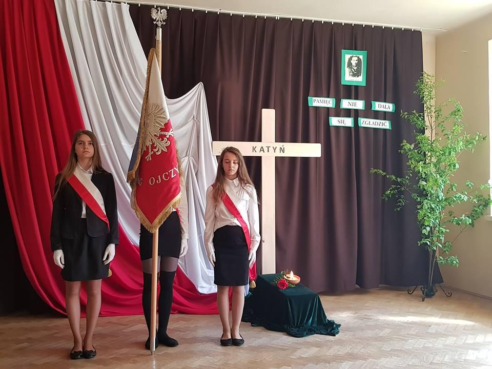 Uczcili pamięć ofiar Katynia i ówczesnego dyrektora