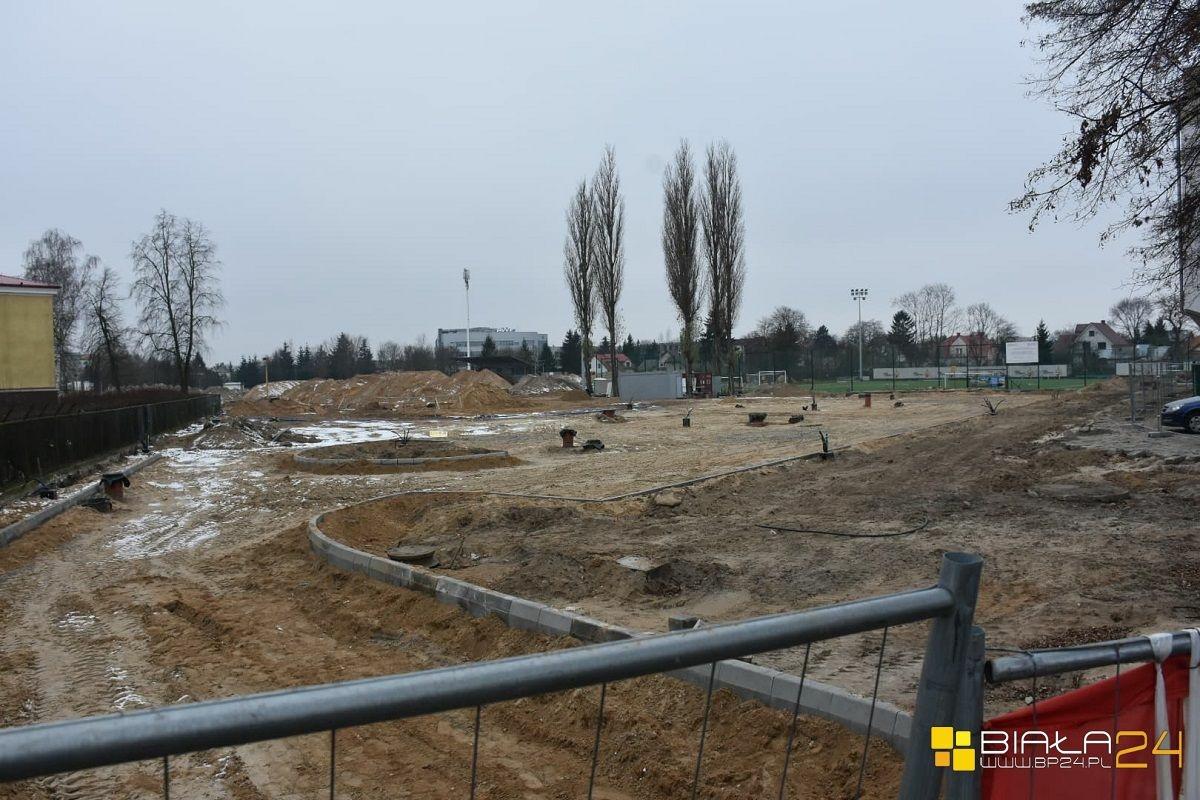 Wykonawca stadionu chciał naciągnąć miasto na ponad pół miliona zł?