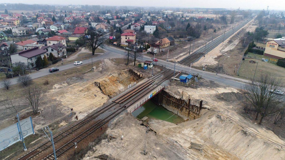 Wiadomo, kto wykona dojazdy do tunelu