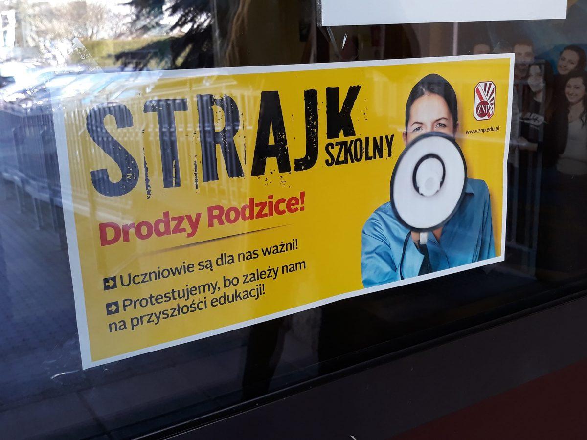 "Nie łamcie się, wytrwajcie". Biała Podlaska wesprze nauczycieli
