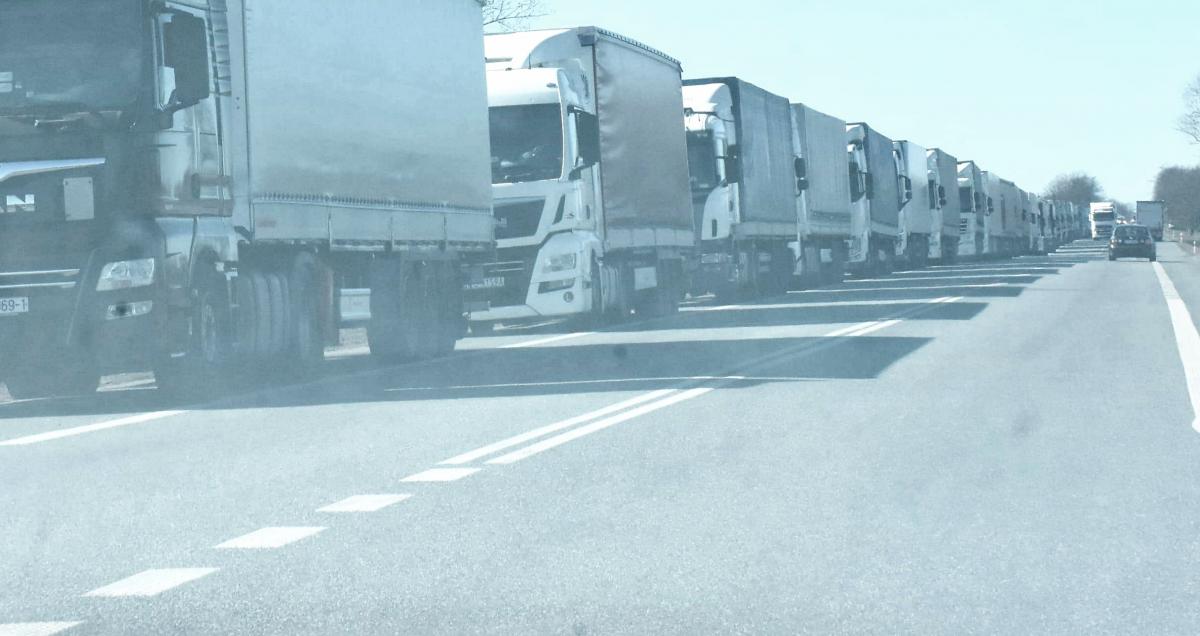 KONTAKT BP24: Ponad 20 kilometrowa kolejka do granicy