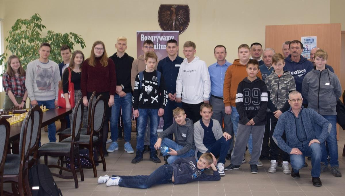 Zainaugurowali szachowe grand prix
