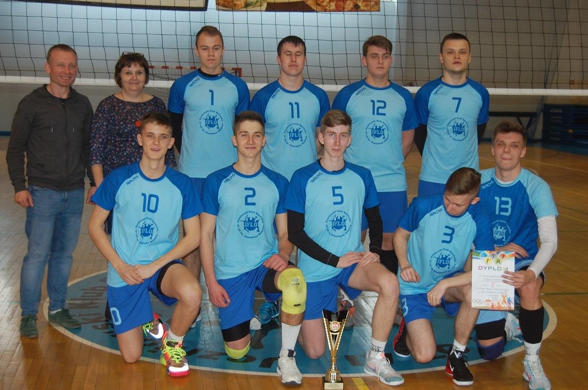 „Staszic” najlepszy w półfinale wojewódzkim