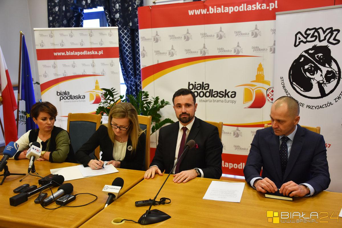 Nie płać "podatku" za psa. Nowa propozycja władz miasta