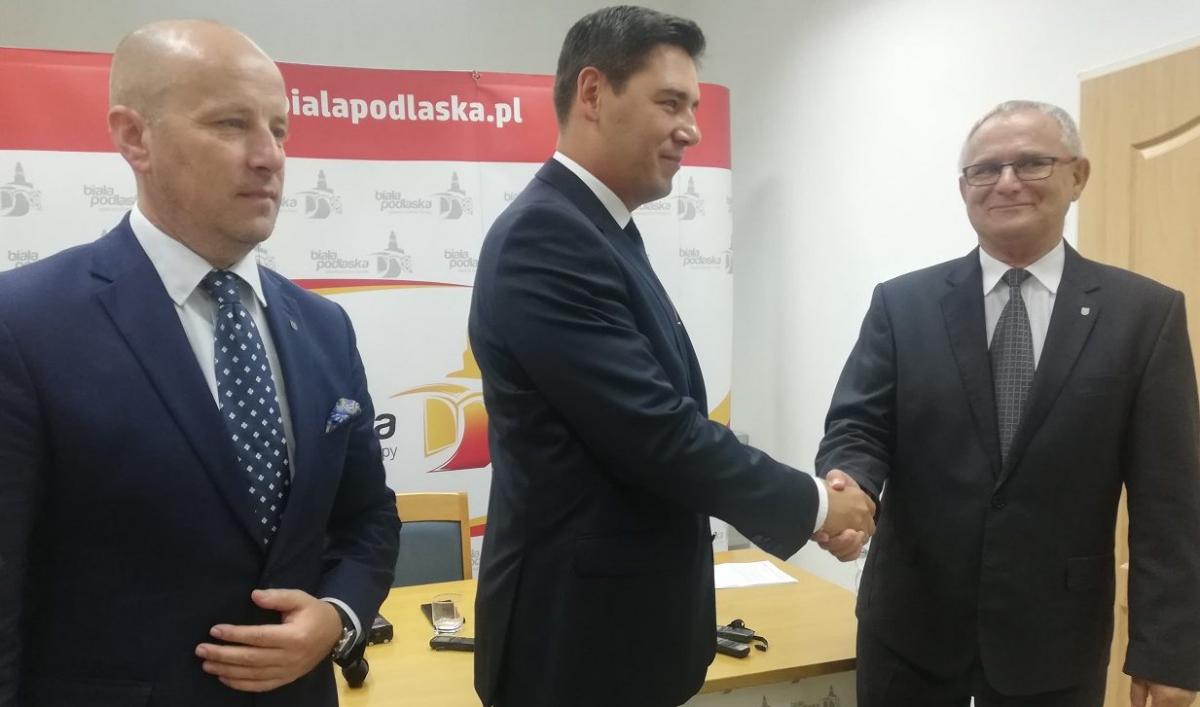 Odprawy „na odchodne”. Na konta prezydentów wpłynęło po kilkadziesiąt tys. zł
