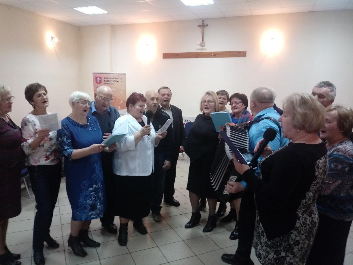 Doświadczeni wiekiem zaprezentowali swój dorobek artystyczny