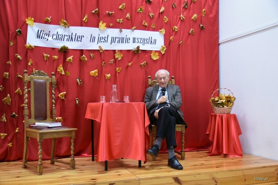 Uczniowie poznali świadka historii i wytrwałego badacza