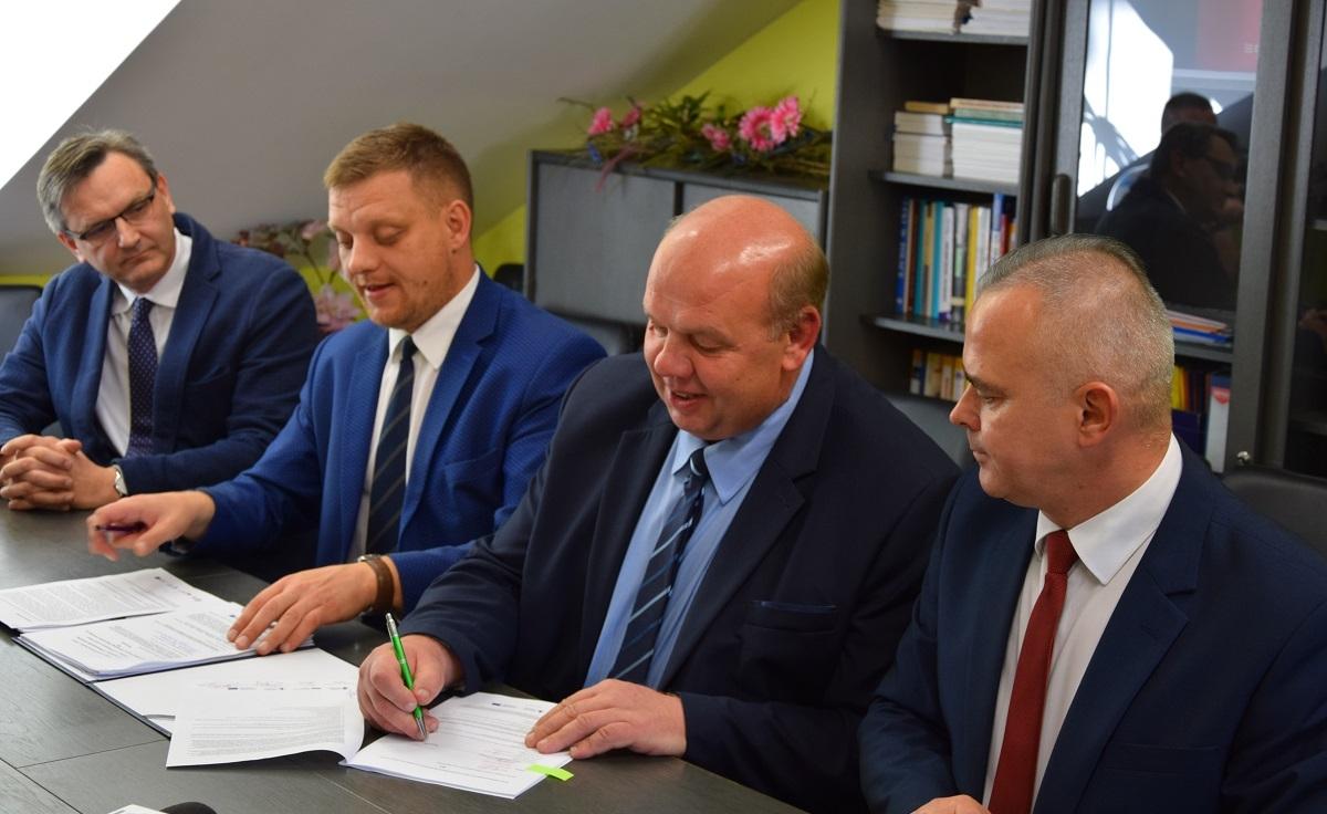 Jest umowa, będzie sprzęt