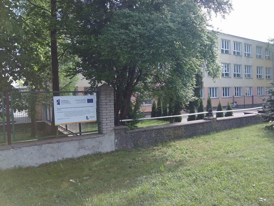 Szkoły zyskują nowy blask. Jedna z nich już po remoncie