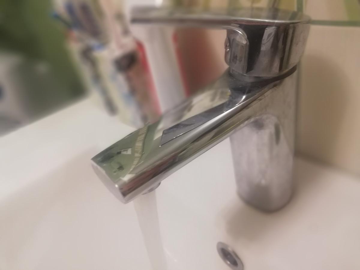 Woda nie nadaje się do spożycia. Wykryto w niej bakterie coli