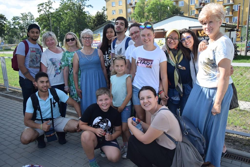 Młodzież z różnych stron świata spotkała się nad Krzną