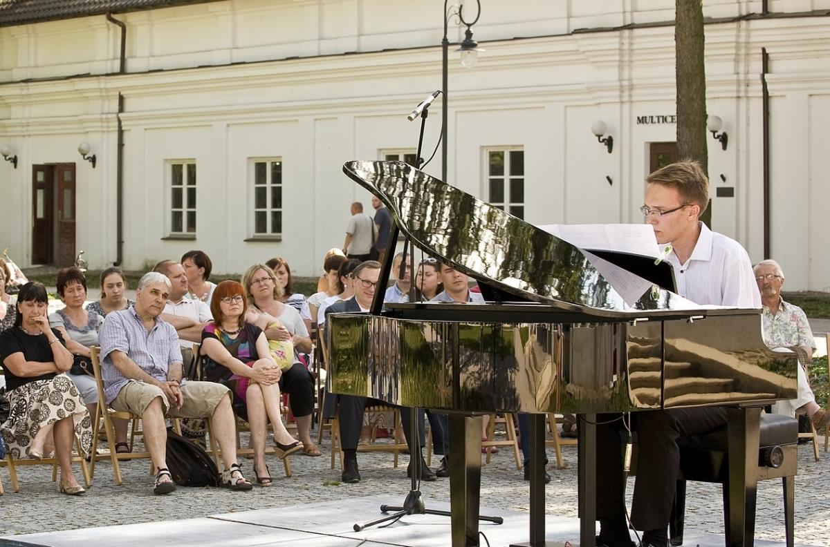 Muzyka poważna będzie rozbrzmiewała u Radziwiłłów