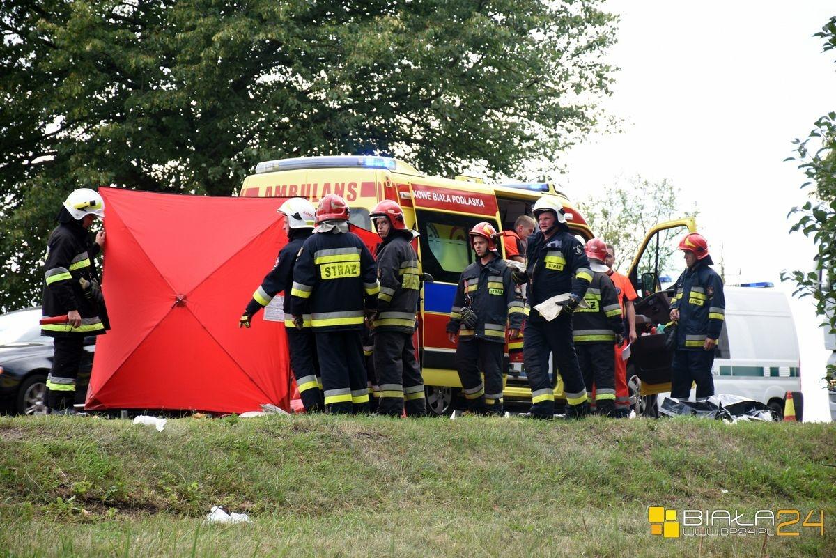 Przechodziła przez jezdnię. Zginęła pod kołami samochodu