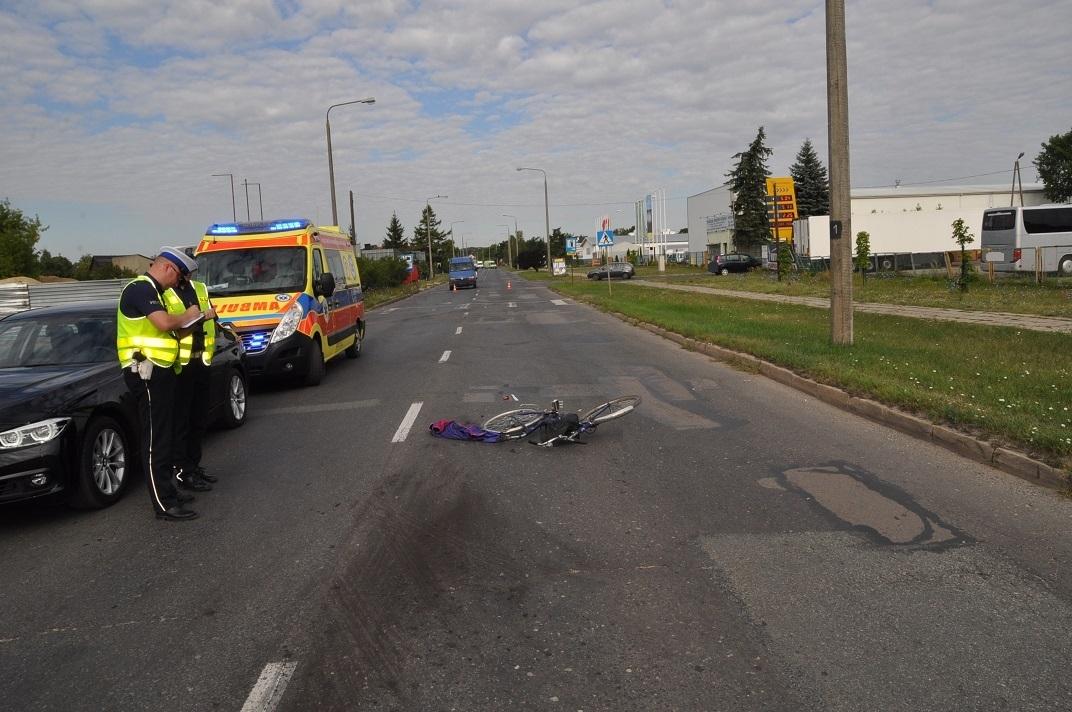 Zajechał drogę rowerzystce. Trafiła na SOR
