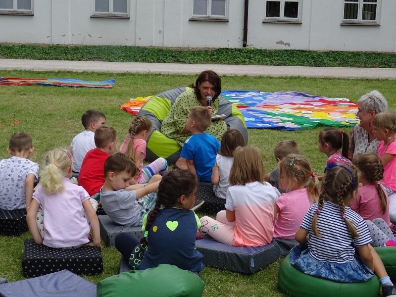 Ogródek biblioteczny ze znakomitą akcją
