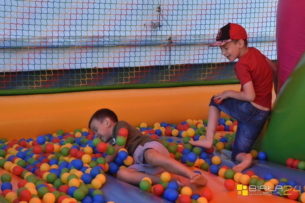 Rozrywka, konkursy i sport. Tak wyglądał festyn przy "Dziewiątce"
