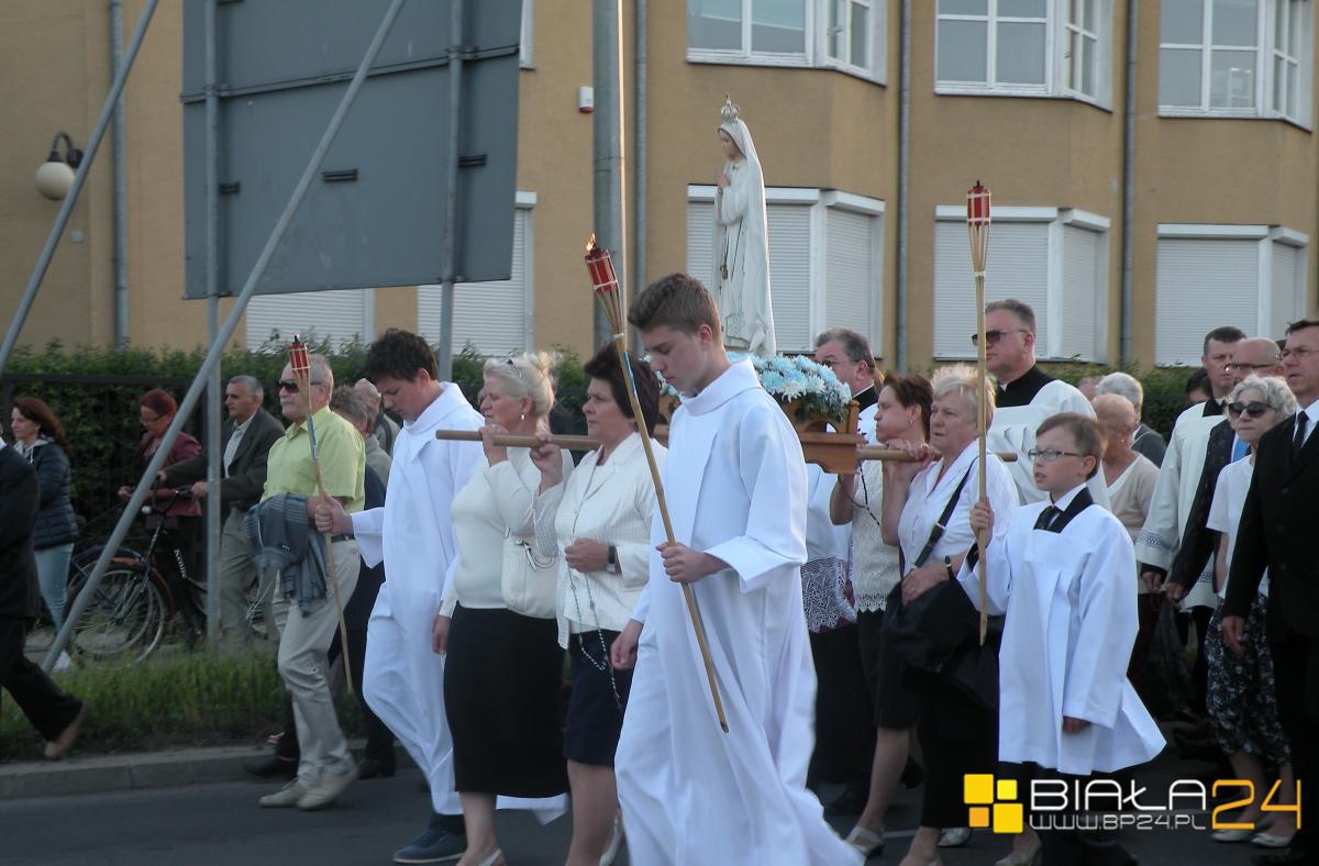 Przeszli z Maryją ulicami. Wprowadzili w obchody 200lecia diecezji
