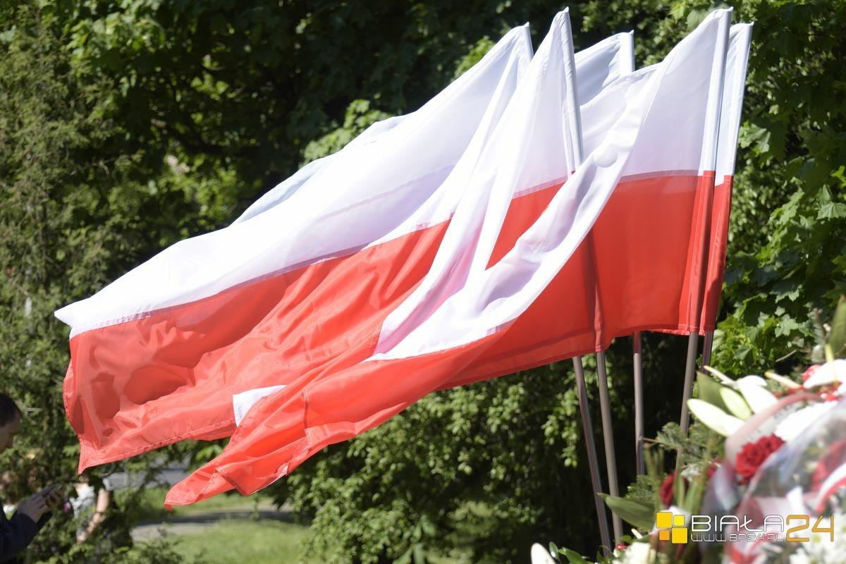 Niedziela w wojskowym klimacie