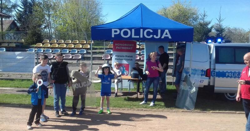 Bialscy i radzyńscy policjanci rozegrali Mecz Przyjaźni