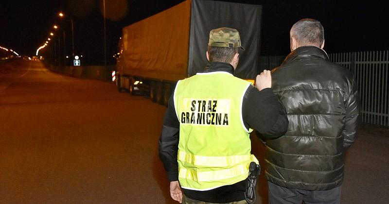 Próbował przekupstwa na granicy