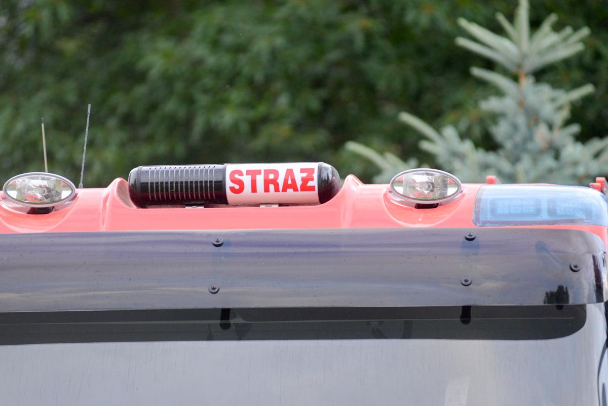 Audi spotkało skuter. Kierowca trafił do szpitala