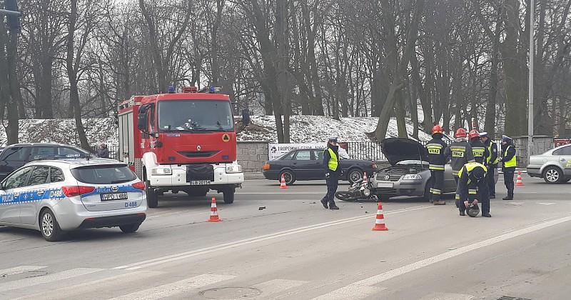 Wymusiła pierwszeństwo. Motocyklista trafił do szpitala