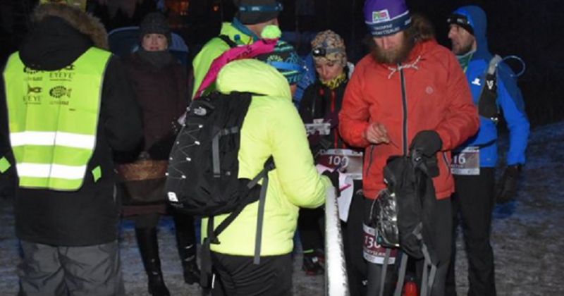 Biegacze pokonali podwójny maraton w podwójnie ciężkich warunkach