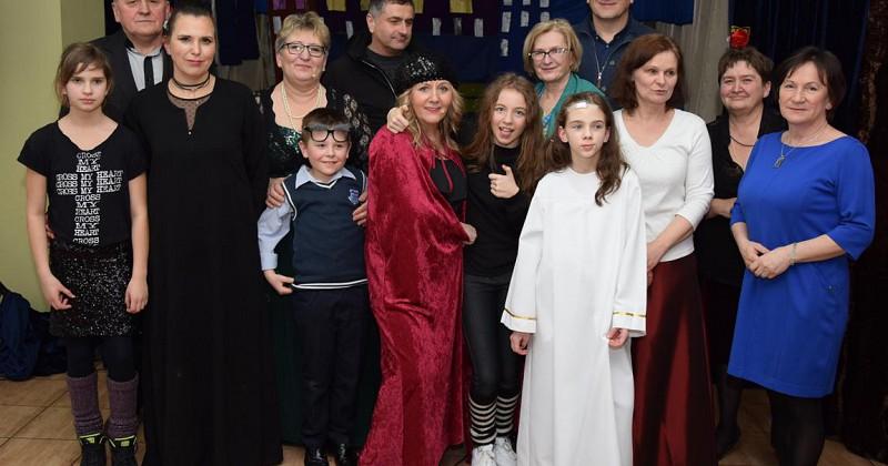 Pokazali walkę dobra ze złem na deskach gminnego domu kultury