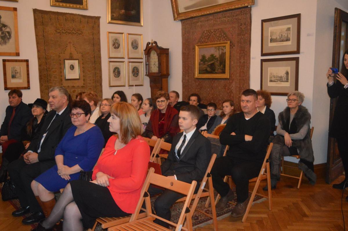 O tradycji szlacheckich dworów