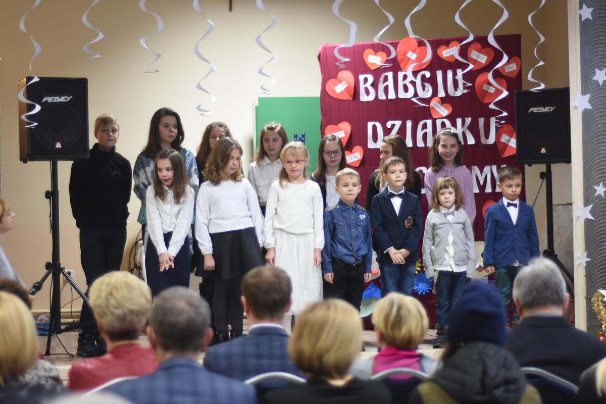 Międzypokoleniowa integracja (GALERIA)