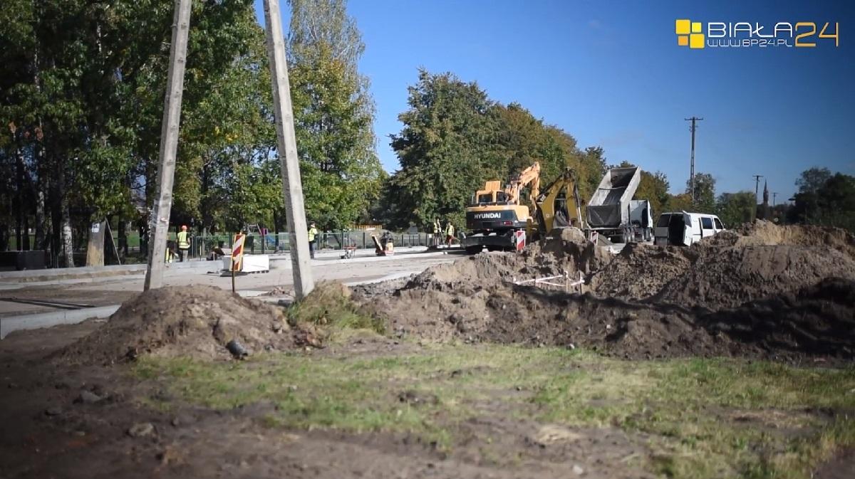 Przebudowa ulicy Podrzecznej w Łomazach