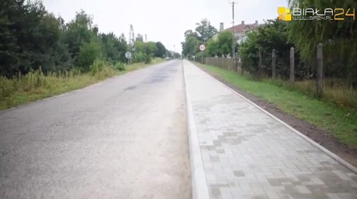 Nowy chodnik w Jabłecznej