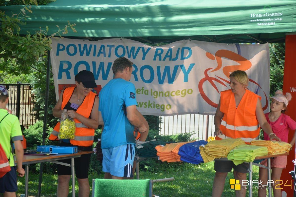 Wybrali się na rajd rowerami