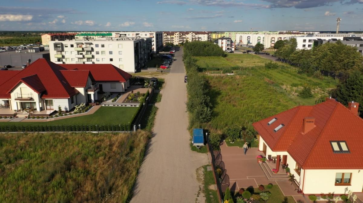 Inwestycja z budżetu obywatelskiego. Batorego z chodnikami i latarniami