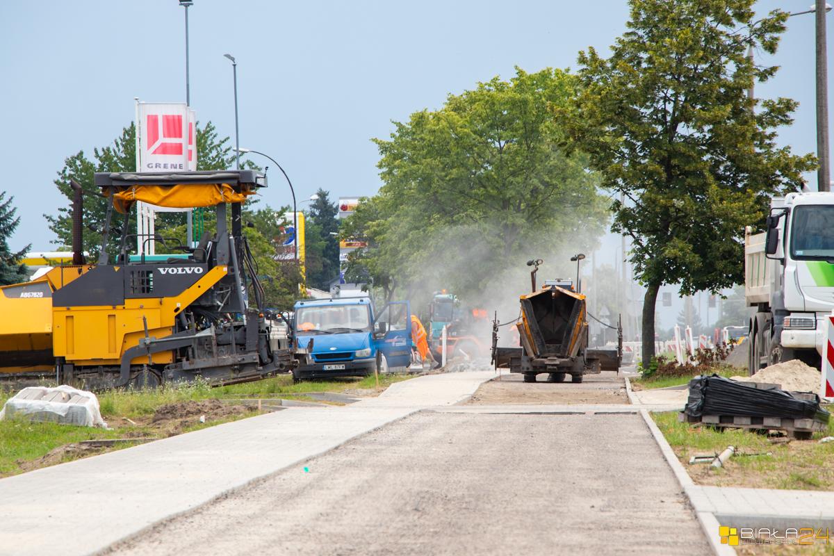 Budują ścieżkę rowerowa najdłuższą w Białej. Zobacz relacje z przebiegu prac