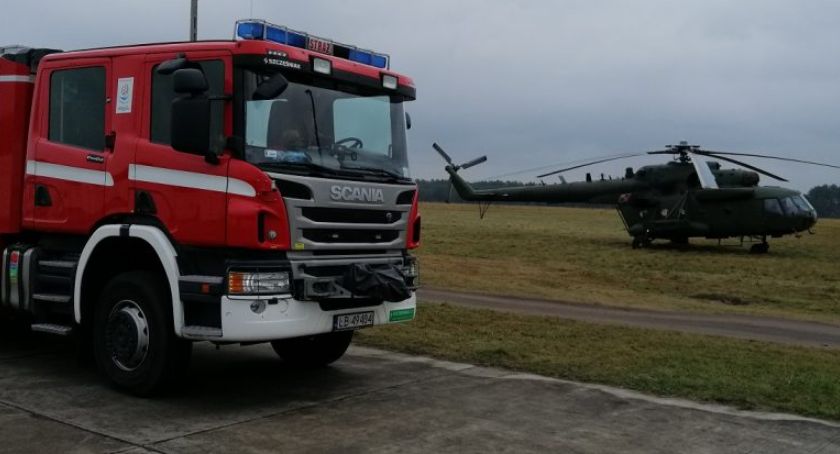 Śmigłowce latają, strażacy zabezpieczają 