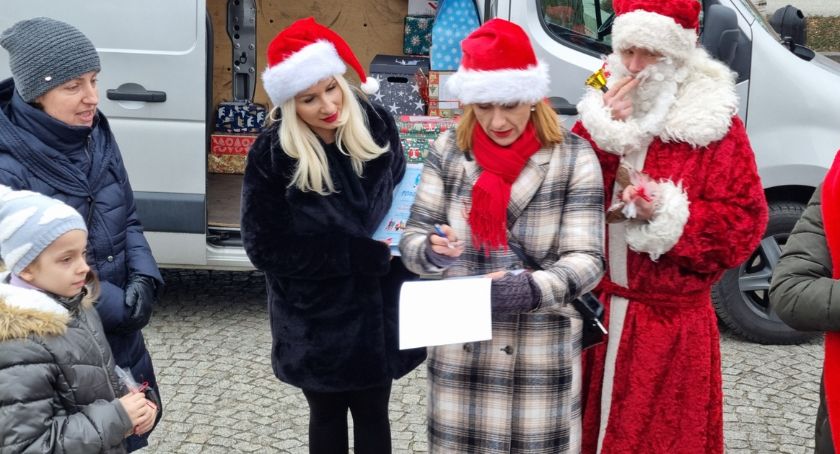 Zrobili ponad 200 paczek. Przekażą je podopiecznym Domu Pomocy w Kozuli