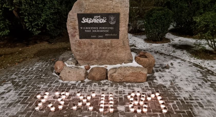 Młodzi Demokraci z Białej Podlaskiej pamiętają o 13 grudnia