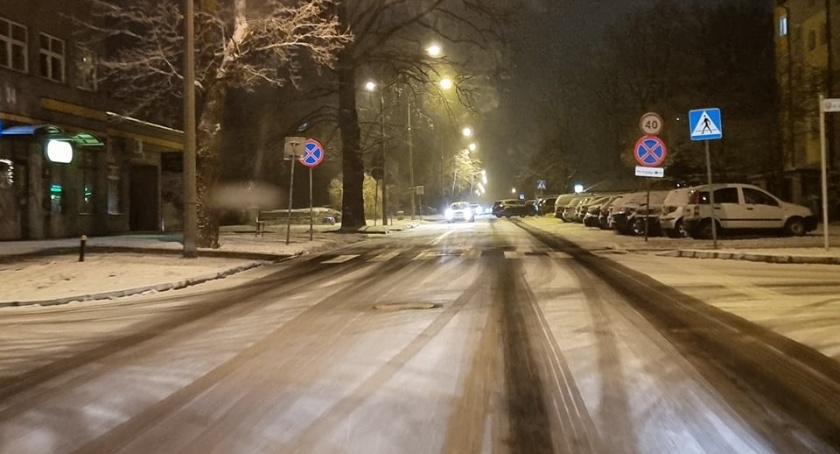 Zarząd Dróg Wojewódzkich w Lublinie informuje, że wszystkie drogi w powiecie są przejezdne